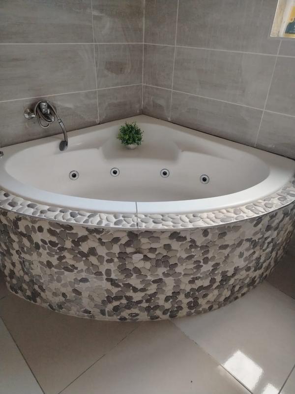 4 Bedroom Property for Sale in Forest Glade Western Cape